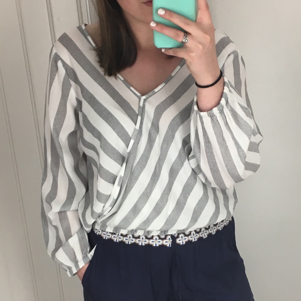 Gray/White striped top